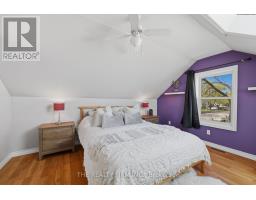 216 THOMPSON ROAD - 32