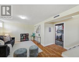 216 THOMPSON ROAD - 39