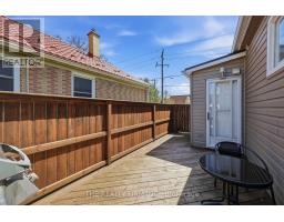 216 THOMPSON ROAD - 42