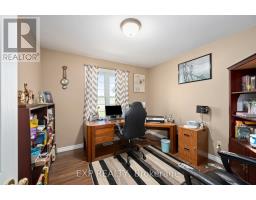 20437 MELBOURNE ROAD - 12