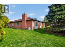 29 - 65 FIDDLERS GREEN ROAD - 24