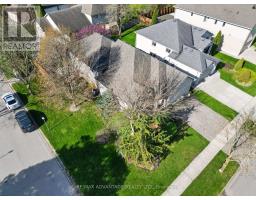 663 THORNWOOD DRIVE - 44