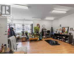 537 MARY STREET - 12