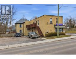 537 MARY STREET - 2