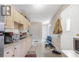 537 MARY STREET - 25