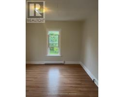 537 MARY STREET - 36