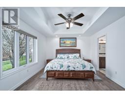 6 - 1430 HIGHBURY AVENUE N - 18