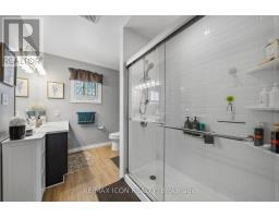 61 CARLETON COURT - 12