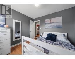 61 CARLETON COURT - 15