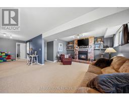 61 CARLETON COURT - 19