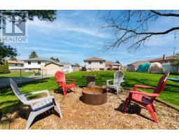 61 CARLETON COURT - 30