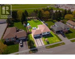 61 CARLETON COURT - 33