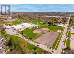 61 CARLETON COURT - 36