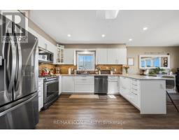 61 CARLETON COURT - 8