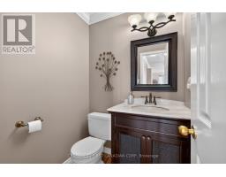 47 SLOANE CRESCENT - 20