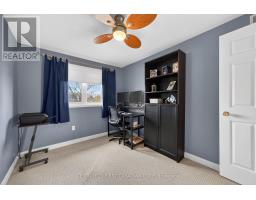 47 SLOANE CRESCENT - 33