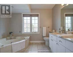 462 AMBLESIDE DRIVE - 31