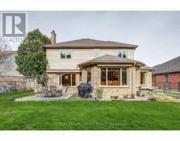 462 AMBLESIDE DRIVE - 44