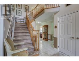 462 AMBLESIDE DRIVE - 6