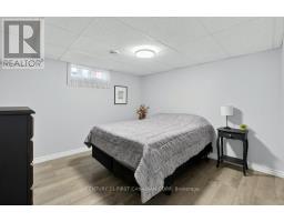 108 LAWRENCE AVENUE - 31