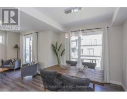 921 SARNIA ROAD - 11