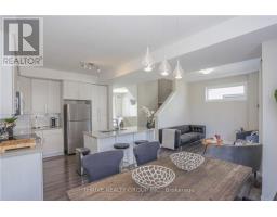921 SARNIA ROAD - 13