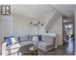 921 SARNIA ROAD - 22