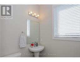 921 SARNIA ROAD - 25
