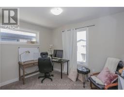 921 SARNIA ROAD - 28