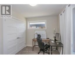 921 SARNIA ROAD - 29