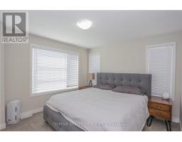 921 SARNIA ROAD - 34