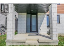 921 SARNIA ROAD - 39