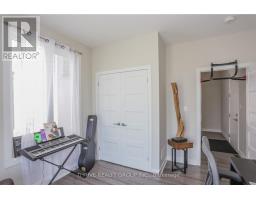 921 SARNIA ROAD - 6