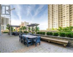 801 - 330 RIDOUT STREET N - 35