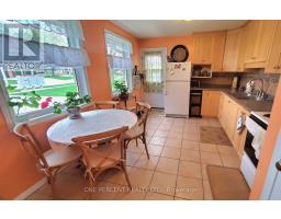 164 REDFORD CRESCENT - 11