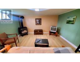 164 REDFORD CRESCENT - 13