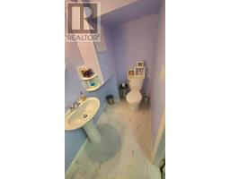 164 REDFORD CRESCENT - 15
