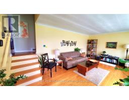164 REDFORD CRESCENT - 2