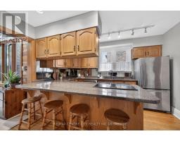 504 BAKER STREET - 30