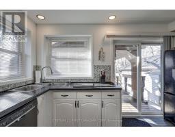 691 EMERY STREET E - 21