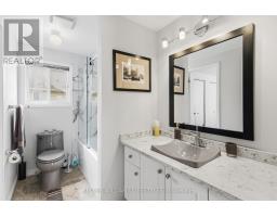 46 BELLROCK CRESCENT - 20