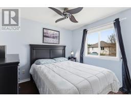 46 BELLROCK CRESCENT - 21