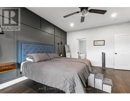 76 COULTER AVENUE - 16