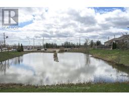 5 - 2615 COLONEL TALBOT ROAD - 34
