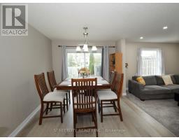 97 GREGORY CRESCENT - 11