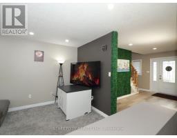 97 GREGORY CRESCENT - 17