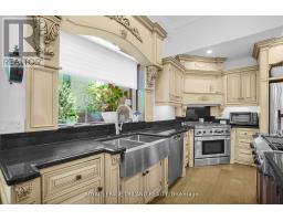 512 COLBORNE STREET - 19