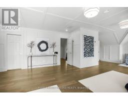 512 COLBORNE STREET - 34