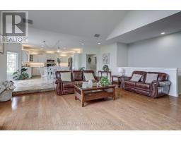 9538 TOWER ROAD - 33