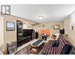 581 HALE STREET - 20
